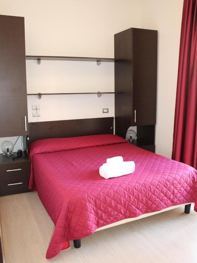 Hotel Morolli ريميني المظهر الخارجي الصورة
