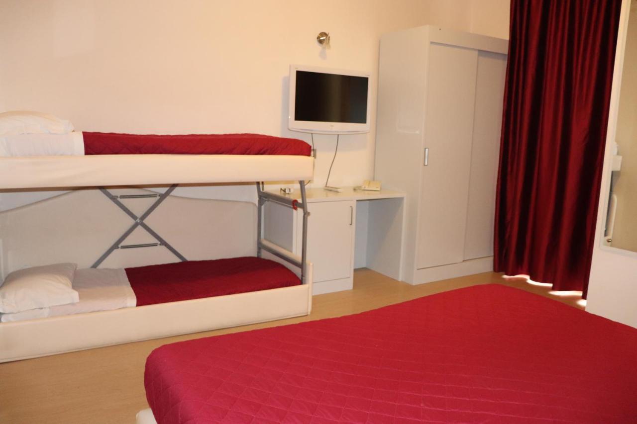 Hotel Morolli ريميني المظهر الخارجي الصورة