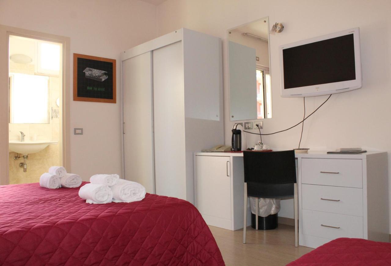 Hotel Morolli ريميني المظهر الخارجي الصورة