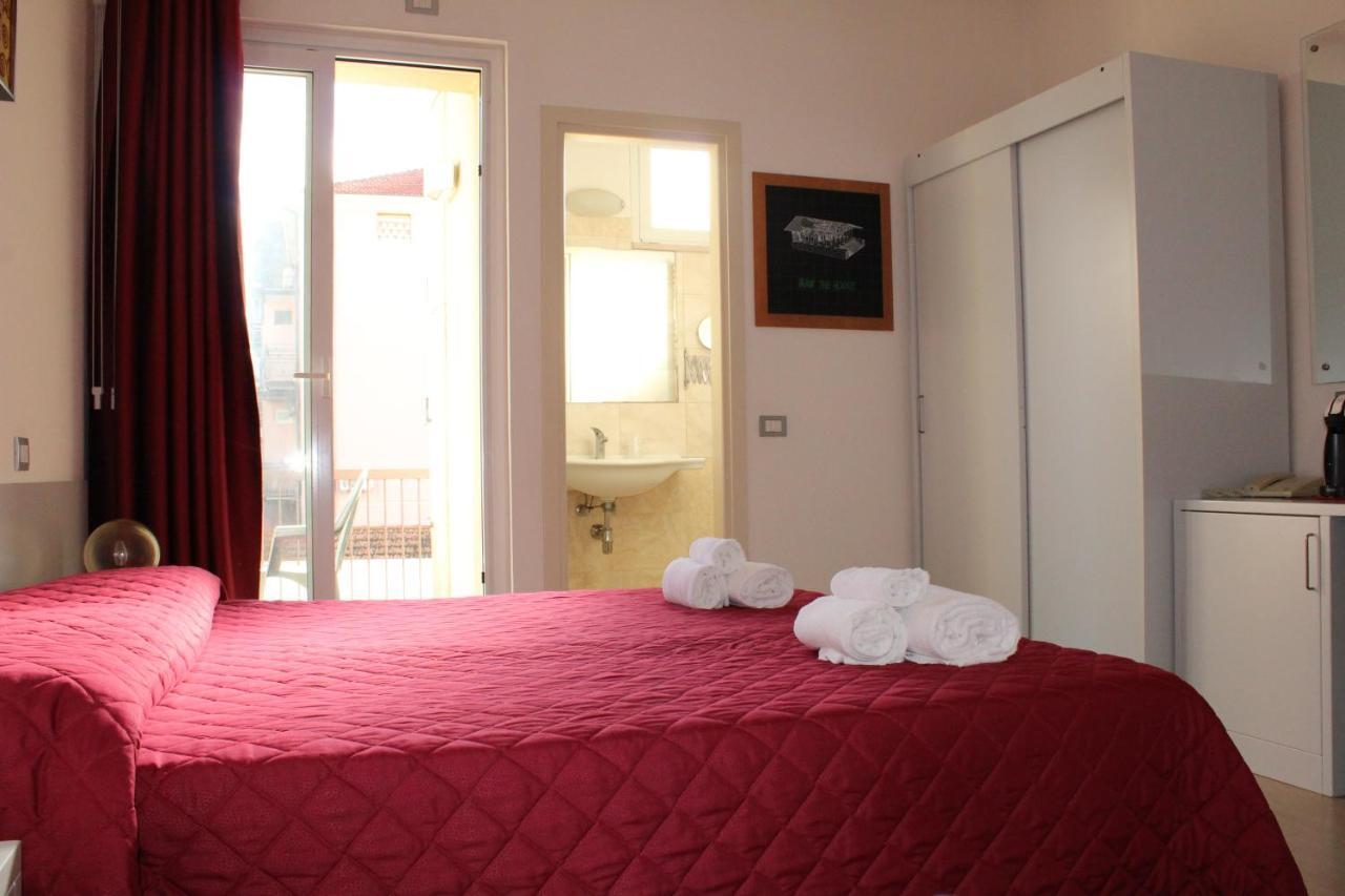 Hotel Morolli ريميني المظهر الخارجي الصورة