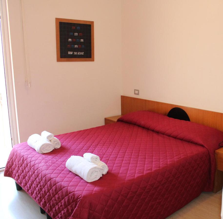 Hotel Morolli ريميني المظهر الخارجي الصورة